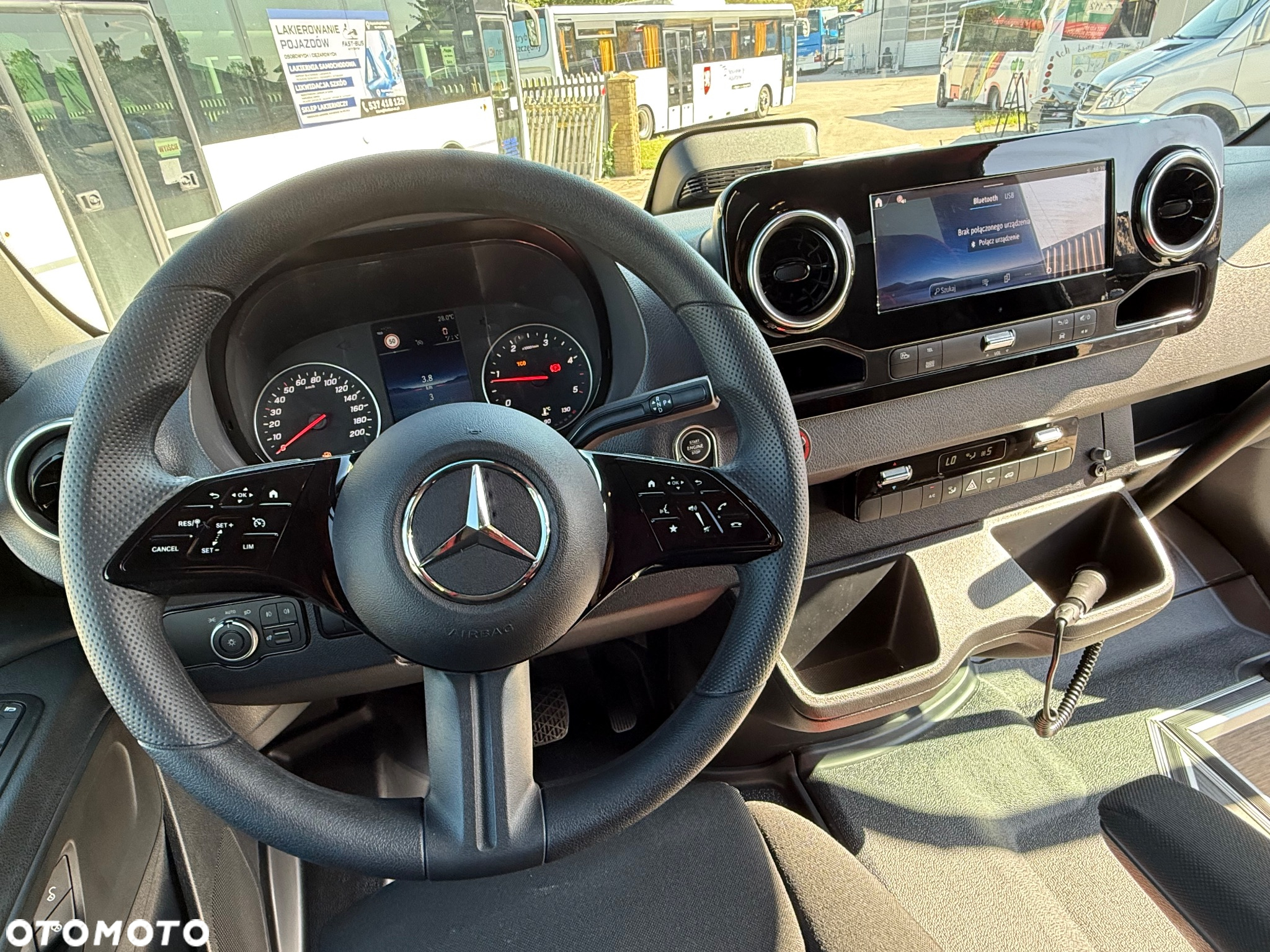 Mercedes-Benz Sprinter 519 - 25