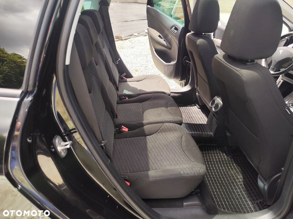 Peugeot 308 - 35