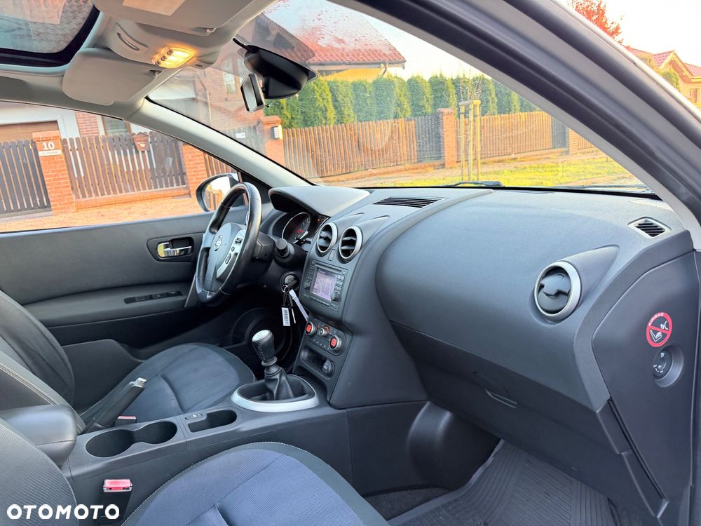 Nissan Qashqai+2 - 12