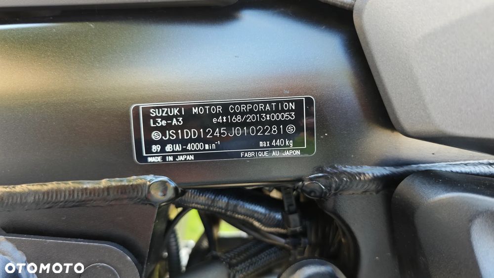 Suzuki V-STROM - 27