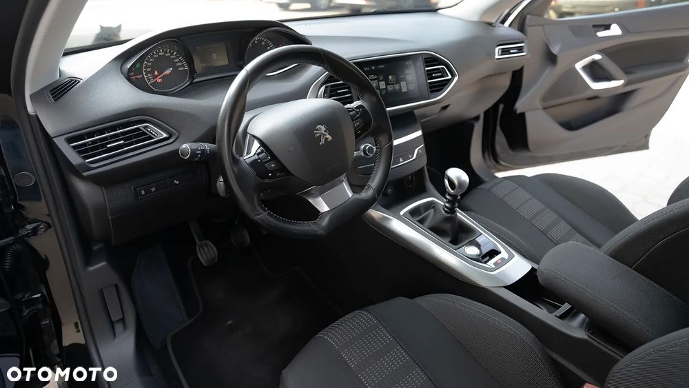 Peugeot 308 PureTech 130 Stop & Start Allure - 29