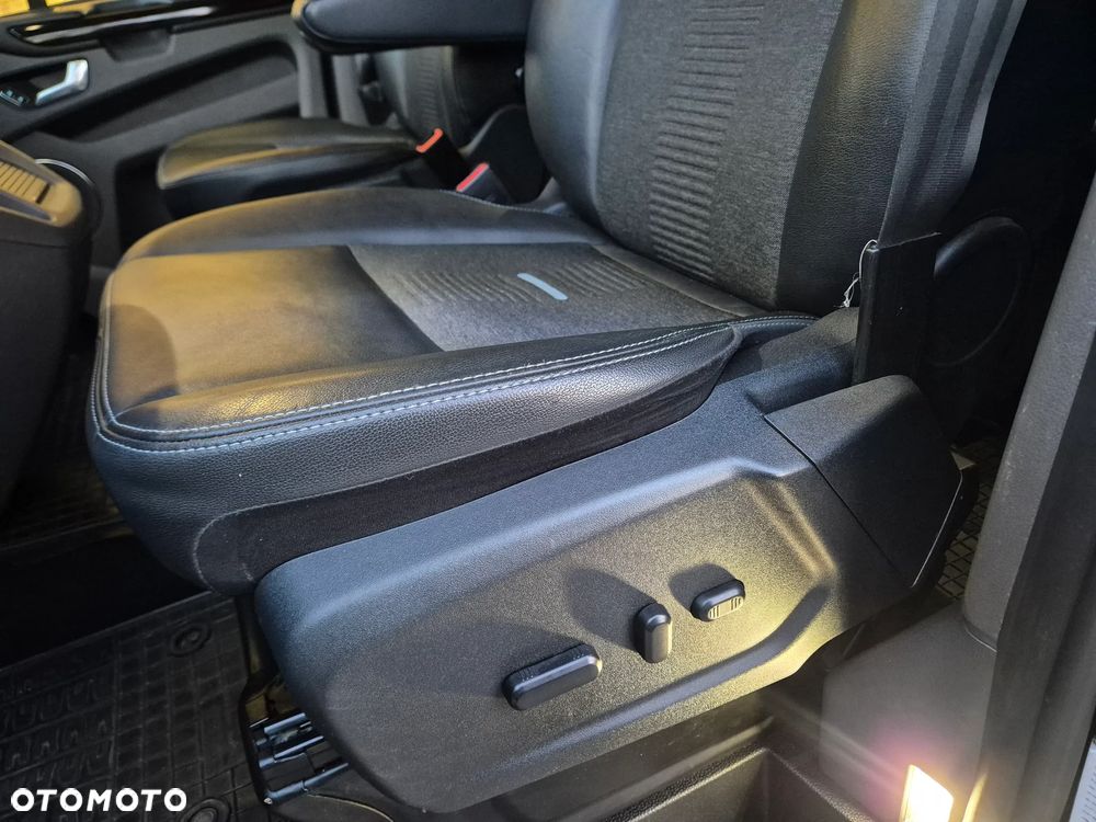 Ford Tourneo Custom 2.0 EcoBlue L2 Active SelectShift - 17