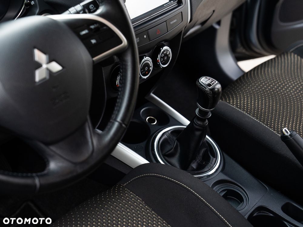 Mitsubishi ASX 1.8 DID Instyle NAVI AS&G - 33