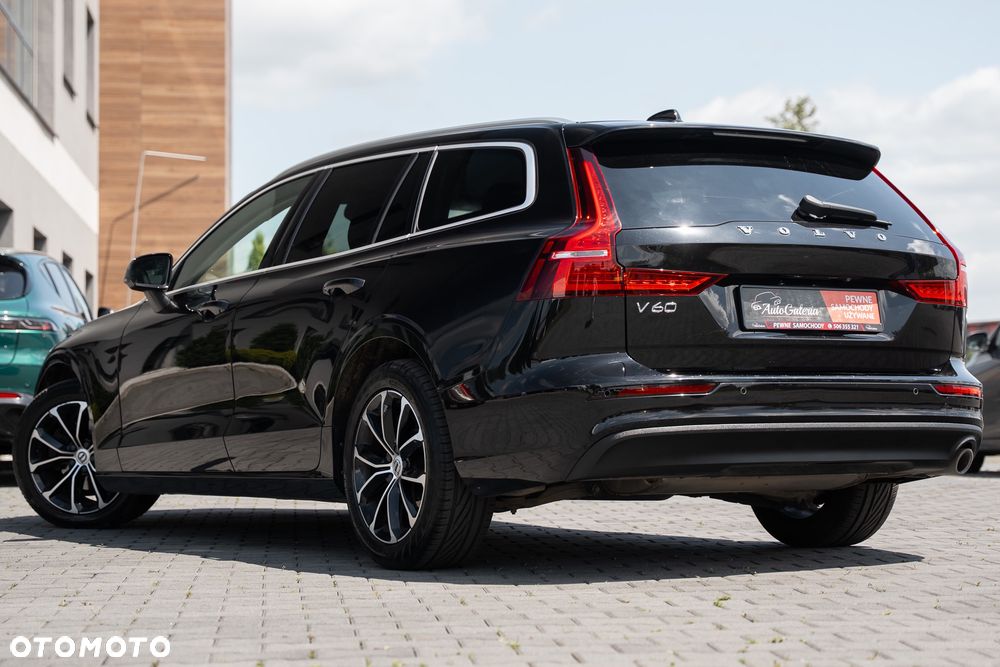 Volvo V60 D3 Momentum Core - 16