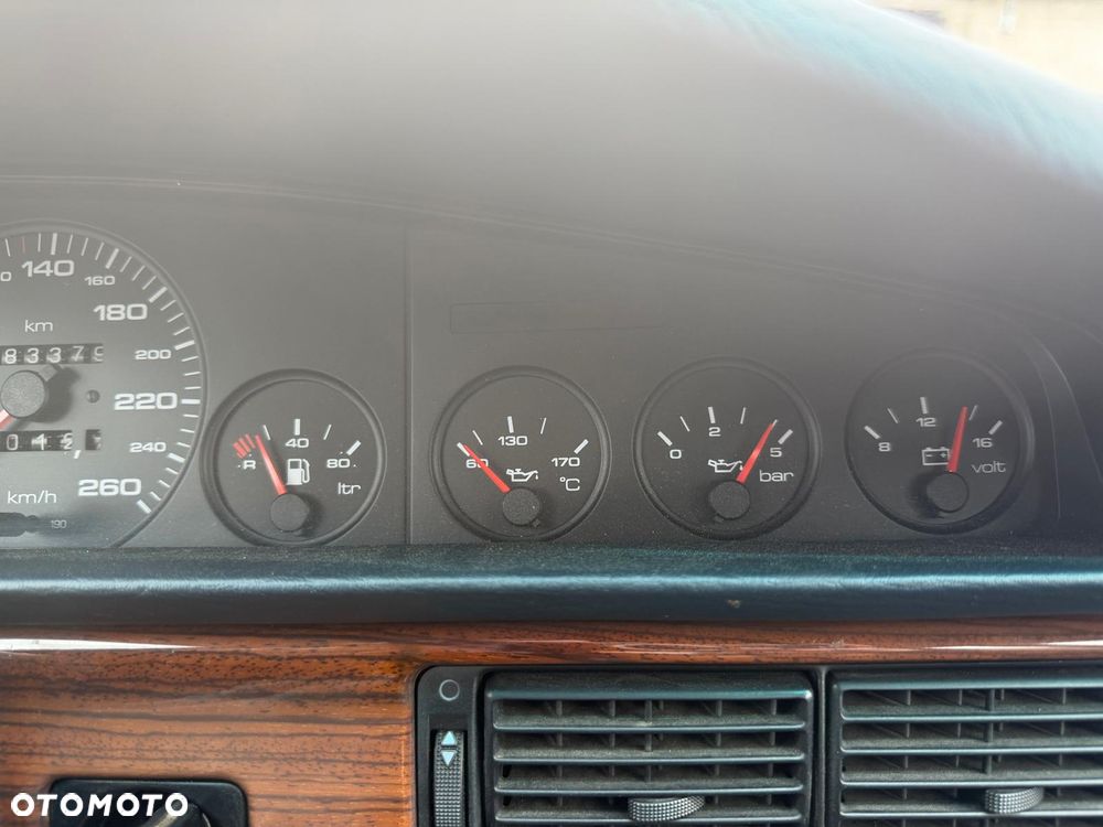 Audi 200 2.2 Turbo - 21