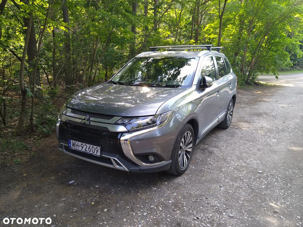 Mitsubishi Outlander 2.0 Instyle SDA 4WD CVT - 1