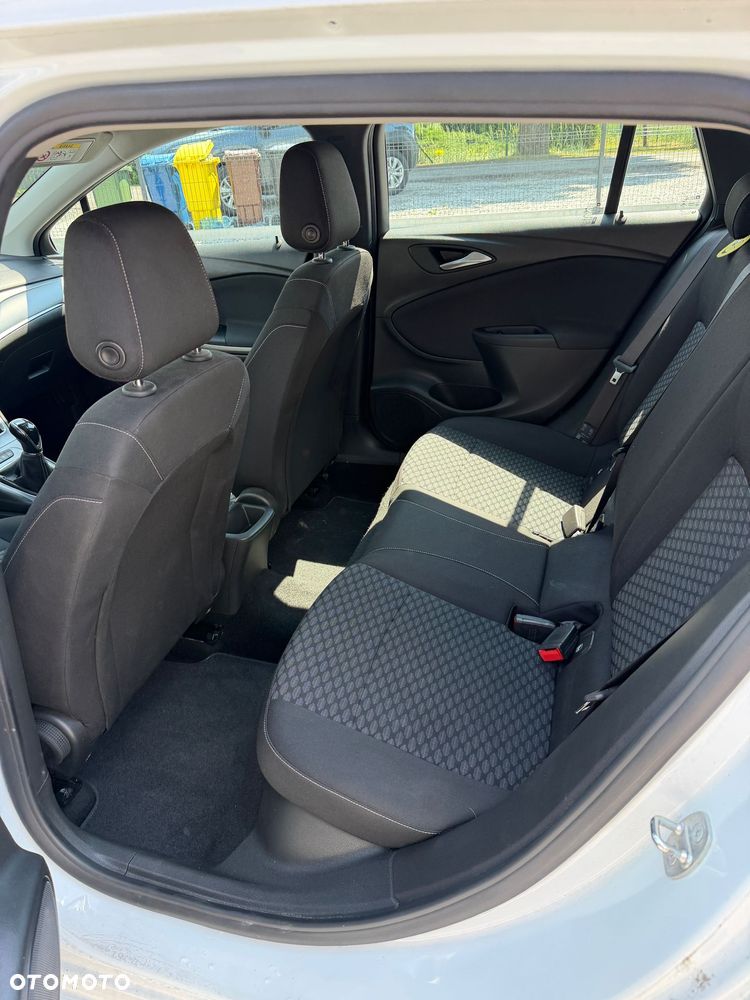 Opel Astra - 8
