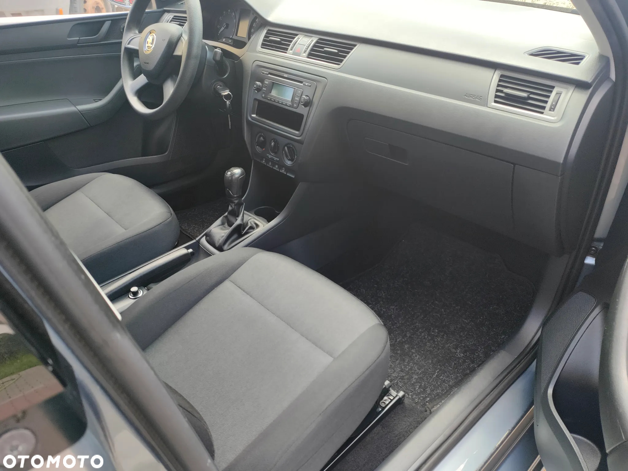 Skoda RAPID 1.2 TSI Active - 15