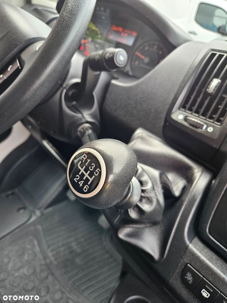 Peugeot BOXER L2H2 2.2HDI 140KM - 17