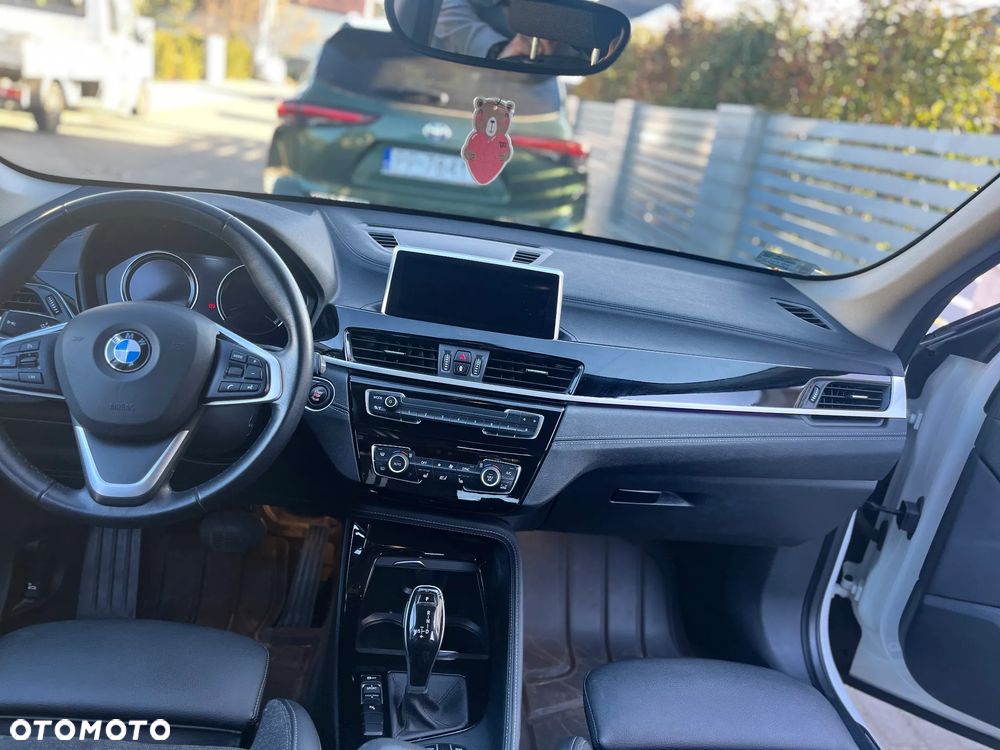 BMW X1 sDrive18i Sport Line - 7