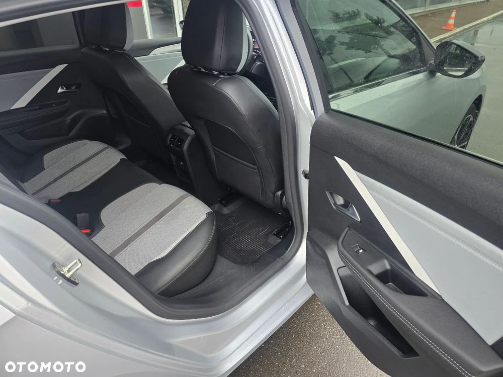 Opel Astra 1.2 Turbo Automatik Elegance - 14