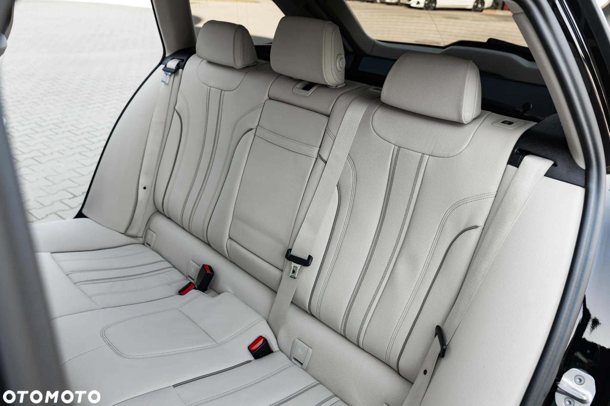 BMW Seria 5 - 25