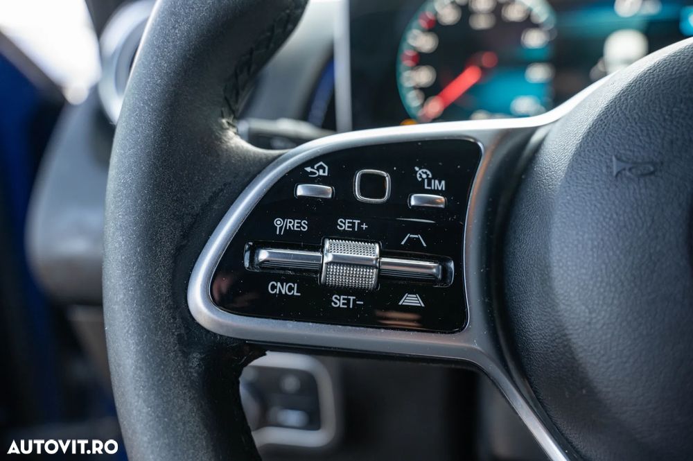 Mercedes-Benz GLB 200 d 8G-DCT AMG Line - 26