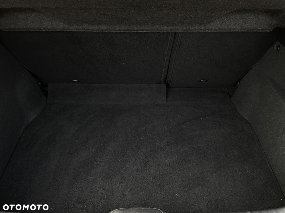 Peugeot 208 82 PureTech Style - 27