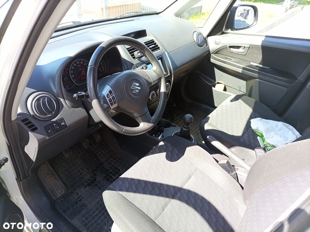 Suzuki SX4 1.6 GLX / Comfort - 6