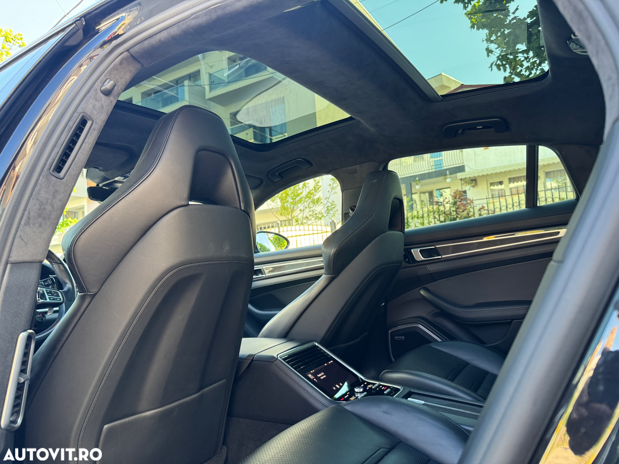 Porsche Panamera Turbo - 25