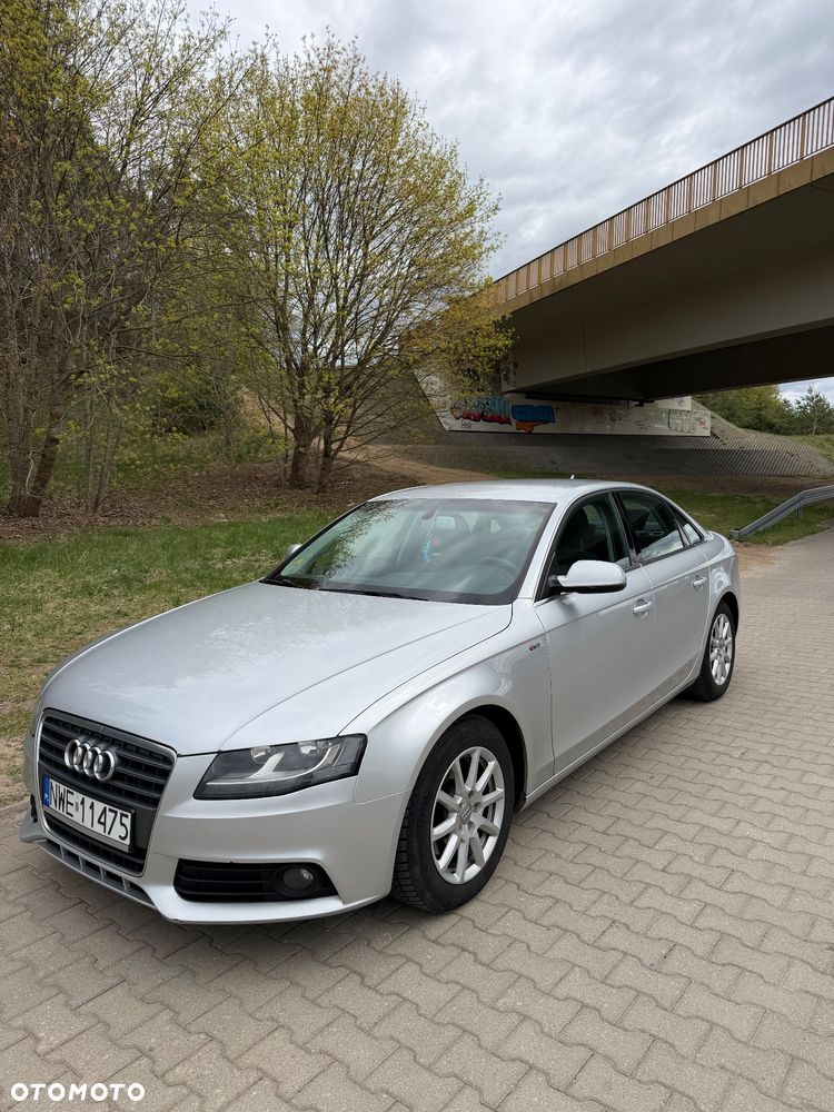 Audi A4 Avant 2.0 TDI DPF Attraction - 1