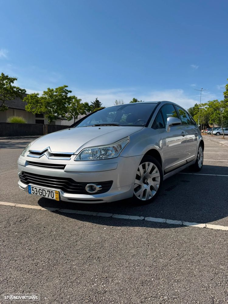 Citroën C4 1.6 HDi 110 VTR Pack - 1