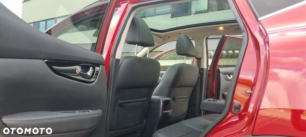 Nissan Qashqai 1.2 DIG-T Xtronic TEKNA - 8