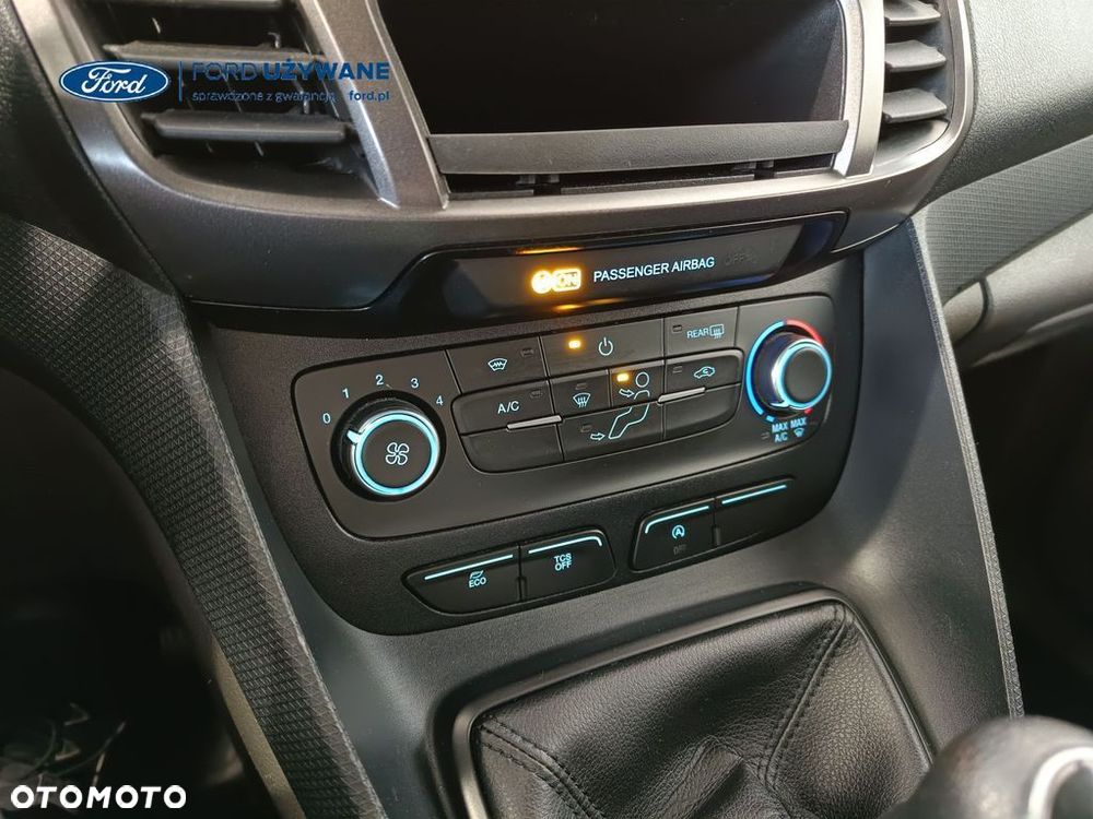 Ford Transit Connect - 23