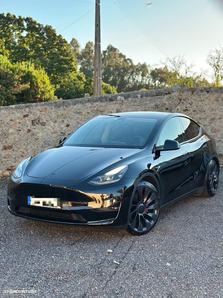 Tesla Model Y 2023 photo 3