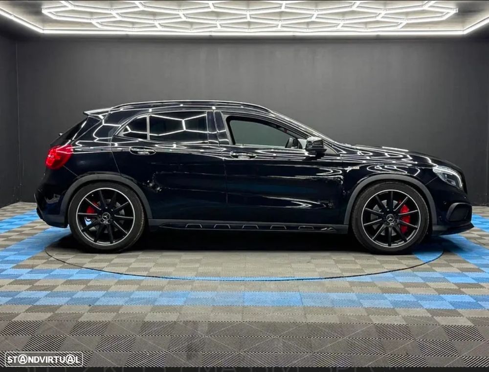 Mercedes-Benz GLA 45 AMG 4Matic Speedshift 7G-DCT Night Edition - 5