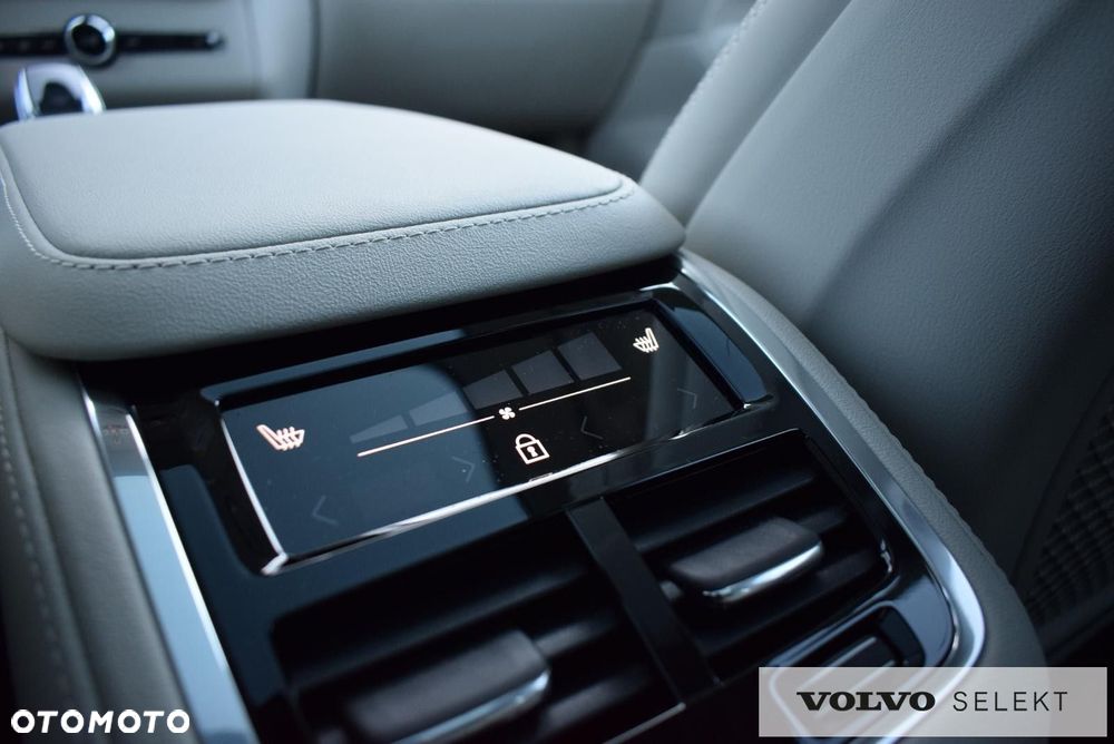 Volvo XC 90 - 20