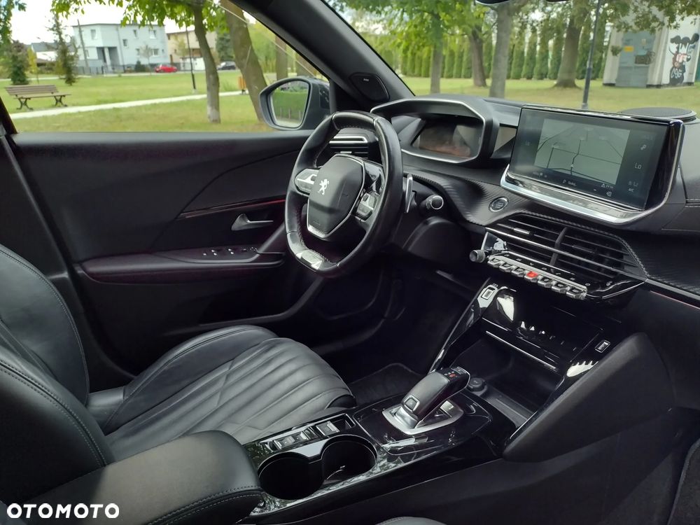 Peugeot 2008 PureTech 155 EAT8 GT Pack - 15