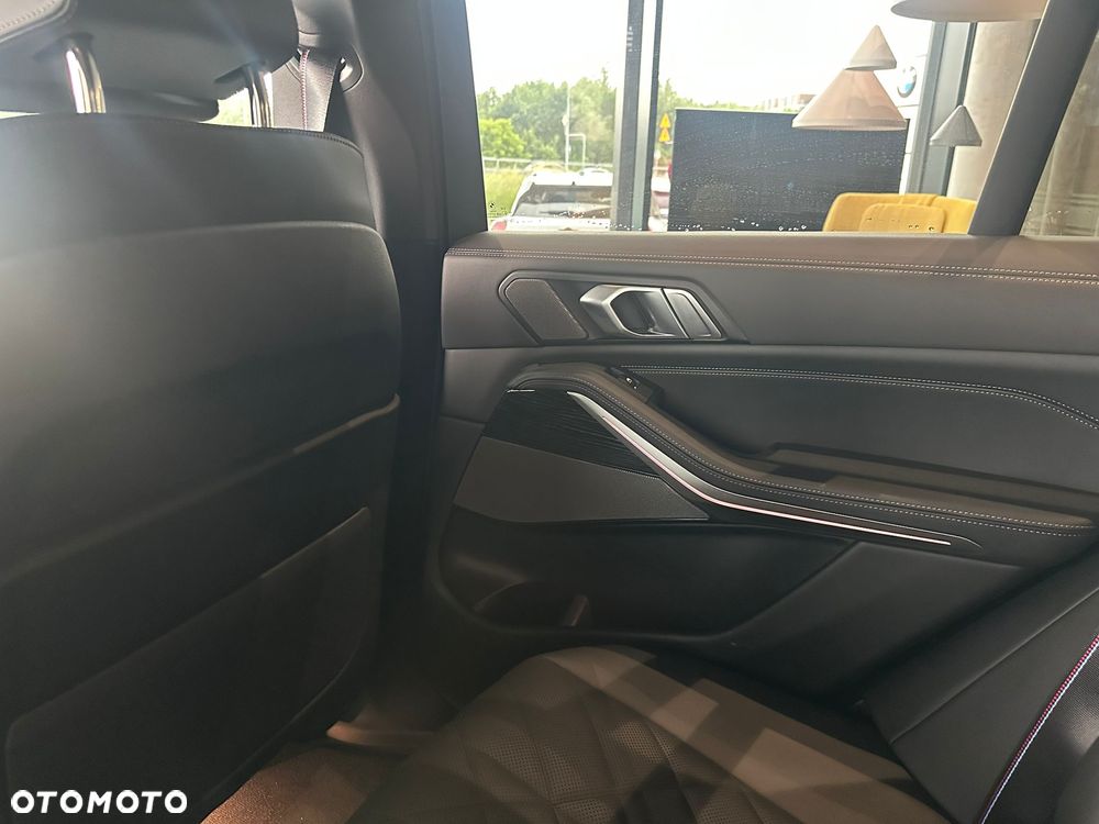 BMW X5 xDrive30d - 27