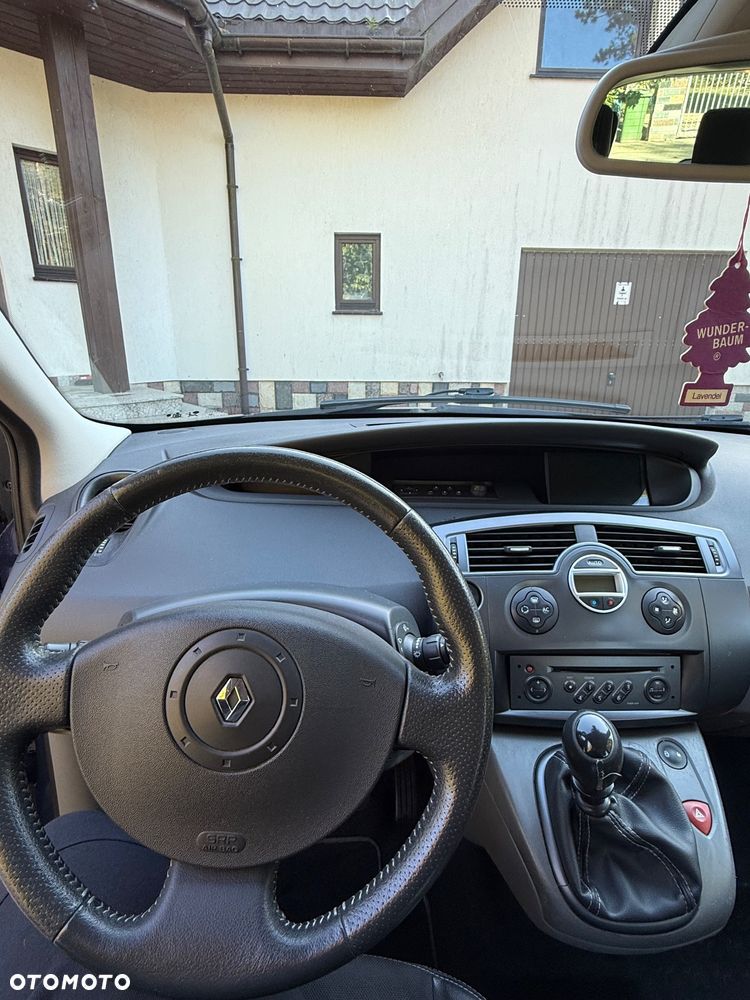 Renault Scenic - 9