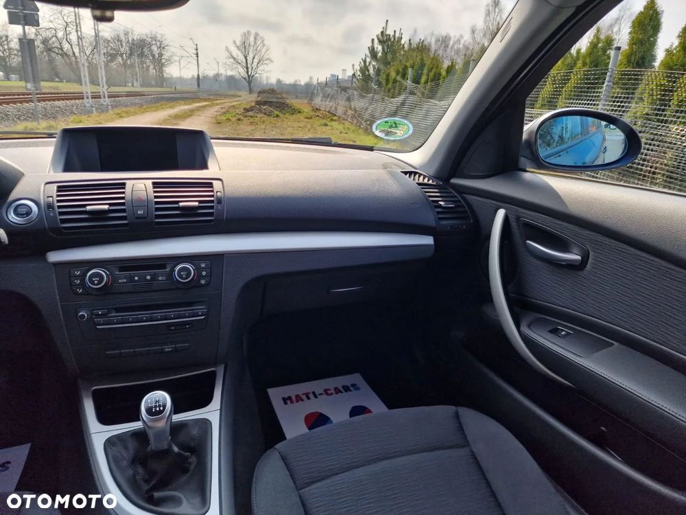 BMW Seria 1 118i - 13