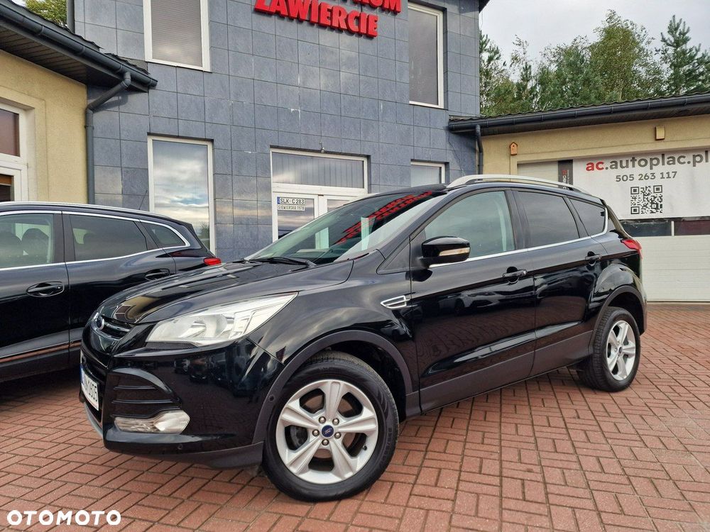 Ford Kuga 1.6 EcoBoost 2x4 Titanium - 4