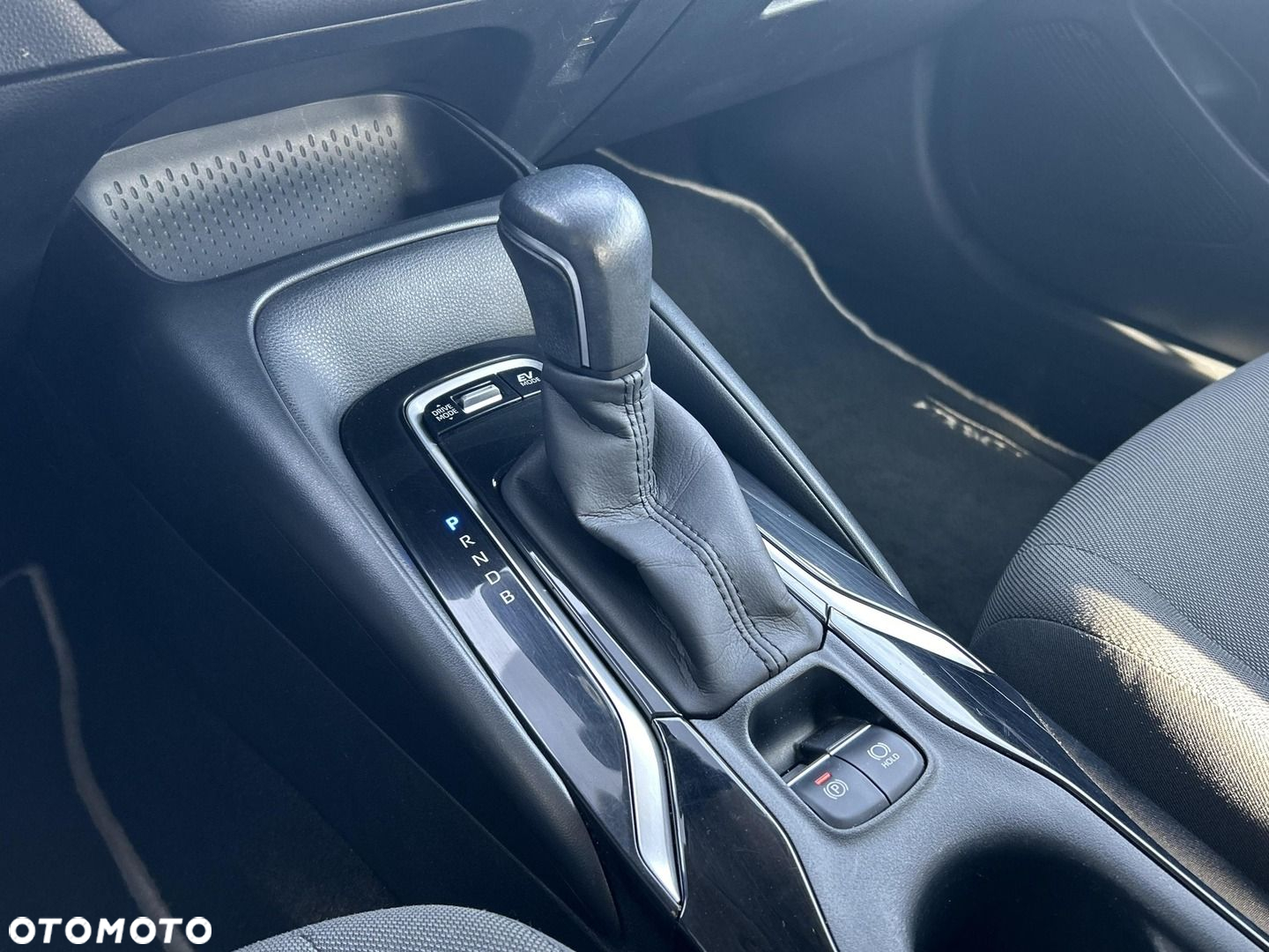 Toyota Corolla - 16