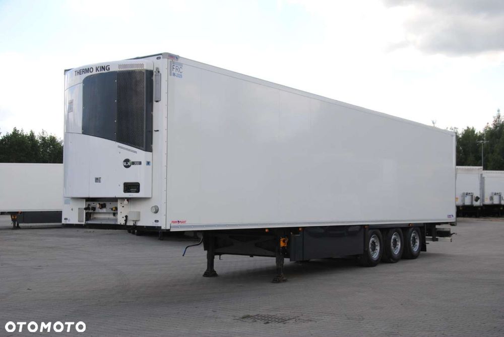 Schmitz Cargobull SKO, Doppelstock, Thermo King - 7