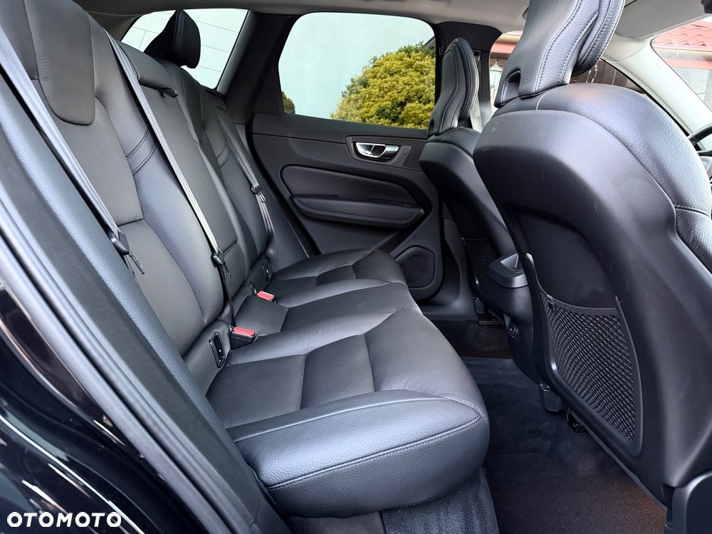 Volvo XC 60 B4 D Geartronic RDesign - 10