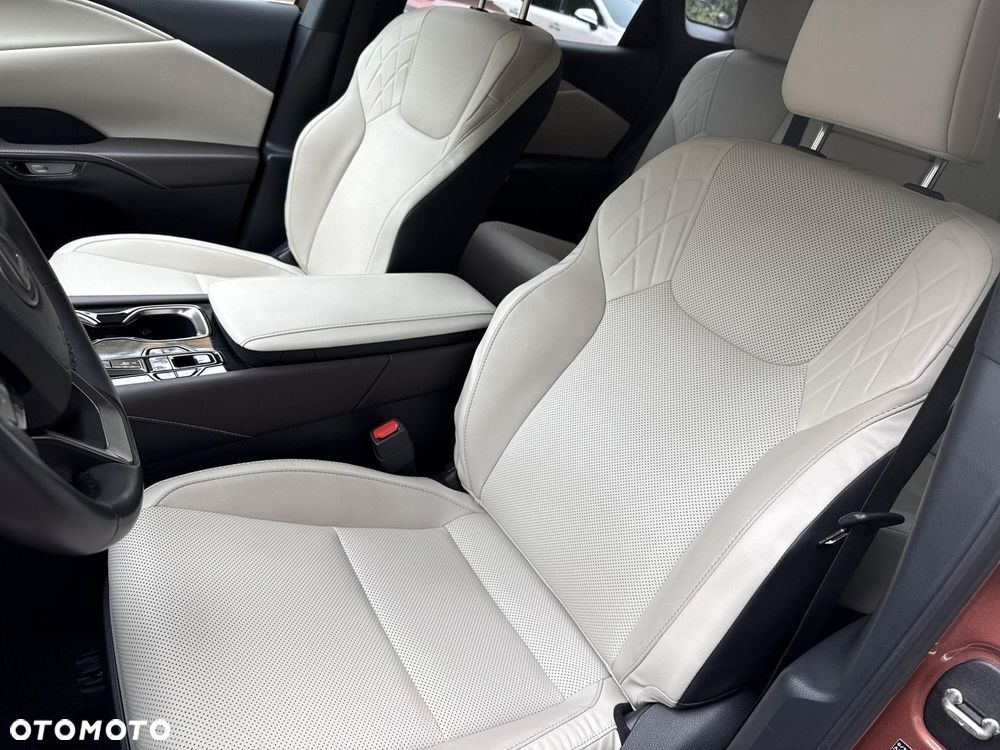 Lexus RX - 9