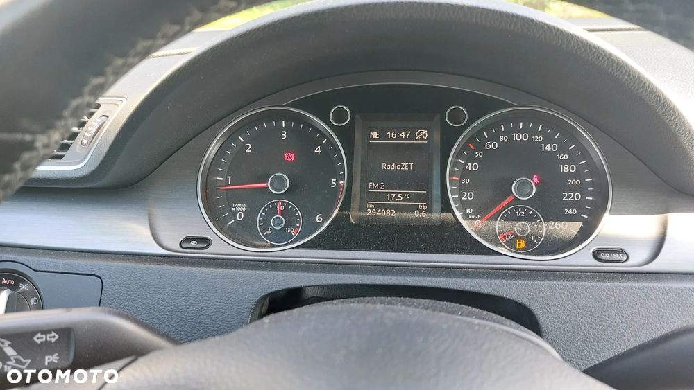 Volkswagen Passat Variant 2.0 TDI Comfortline - 8