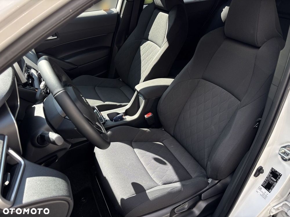 Toyota Corolla Cross - 33