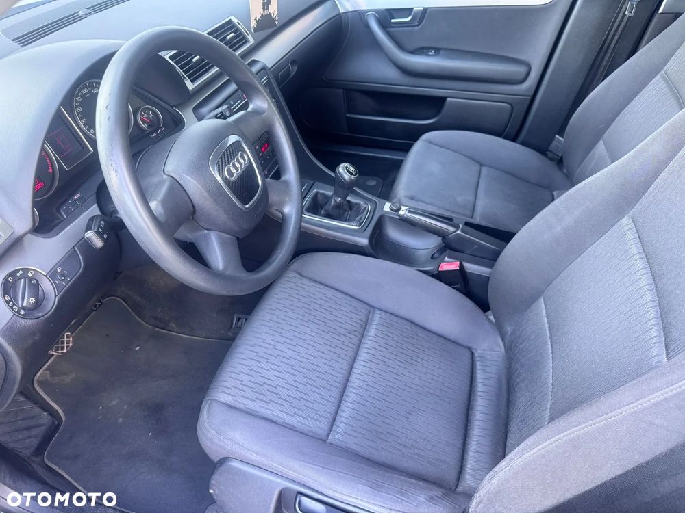 Audi A4 1.6 - 22