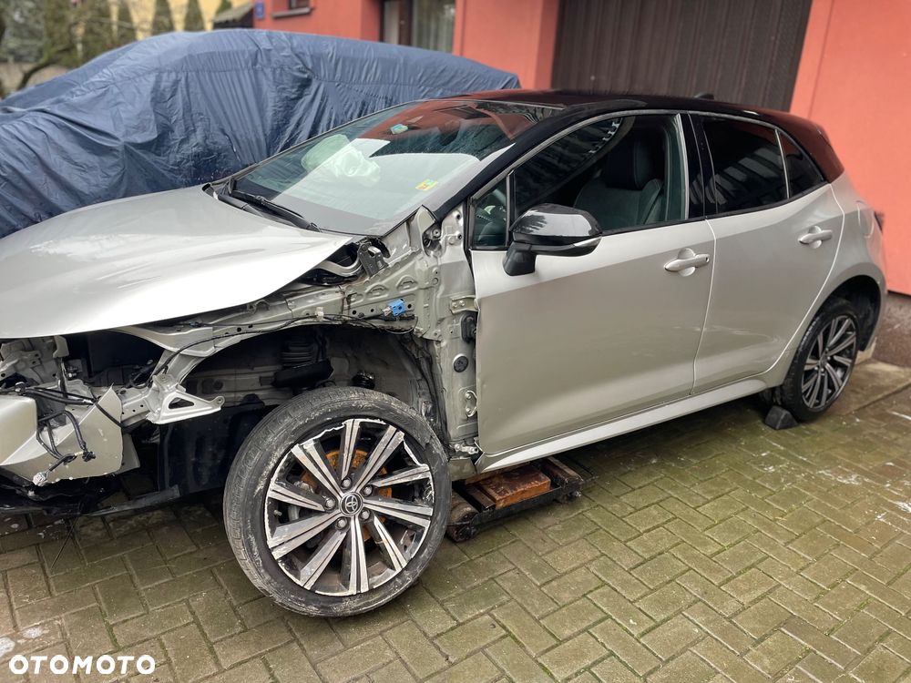 Toyota Corolla - 3