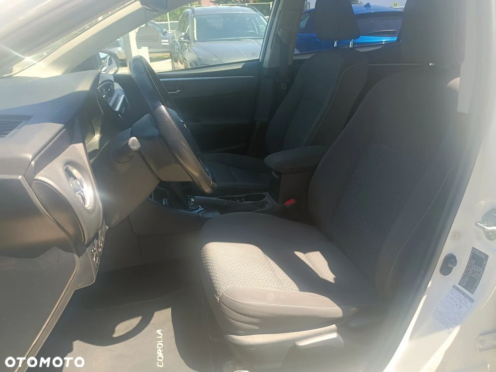 Toyota Corolla 1.6 Prestige - 11