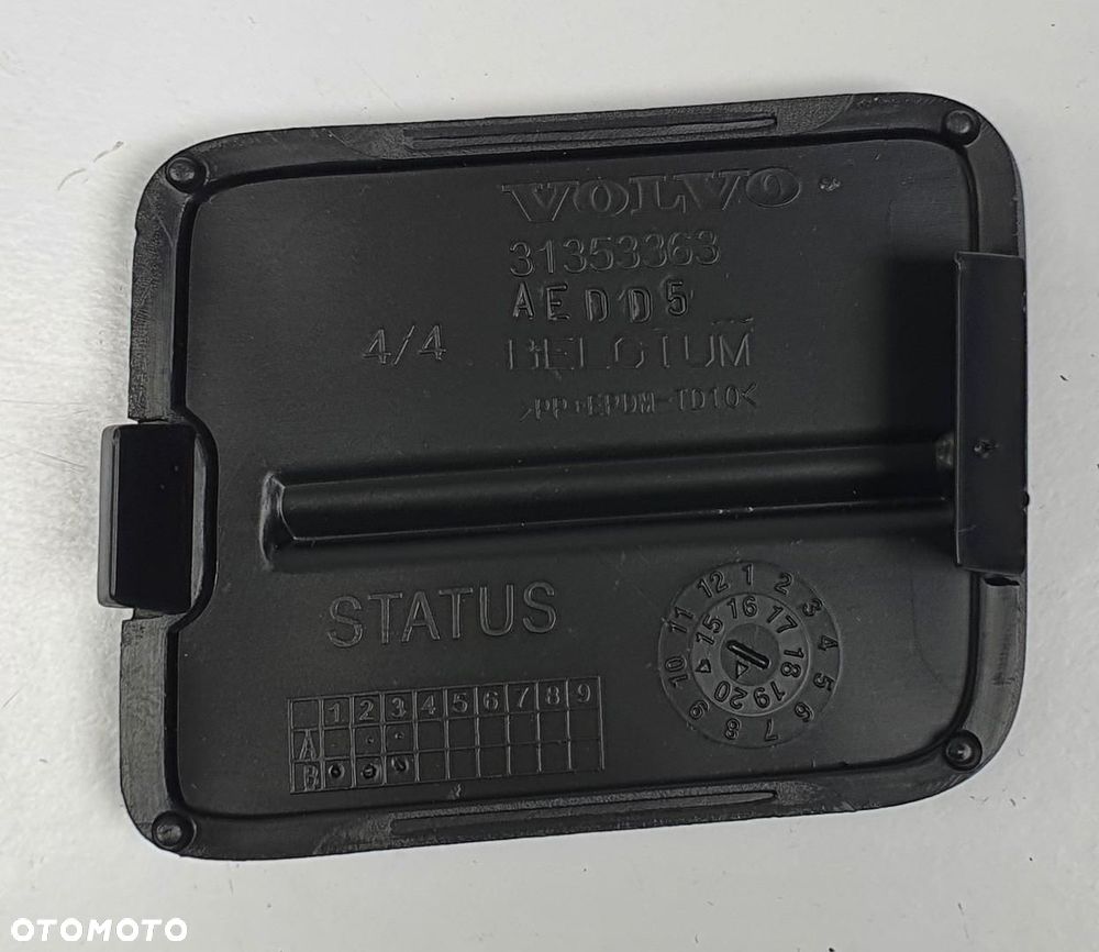 OSŁONA PLASTIK ZAŚLEPKA HAKA HOLOWNICZEGO PRZÓD VOLVO XC90 II 31353363 - 2