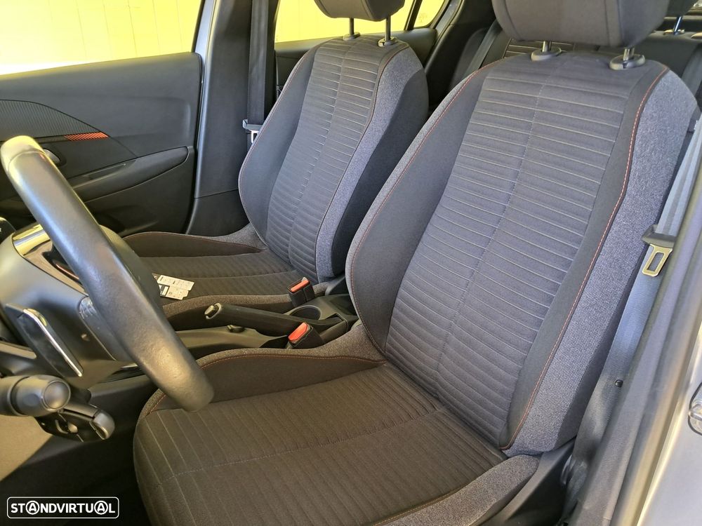 Peugeot 208 1.2 PureTech Allure EAT8 - 9