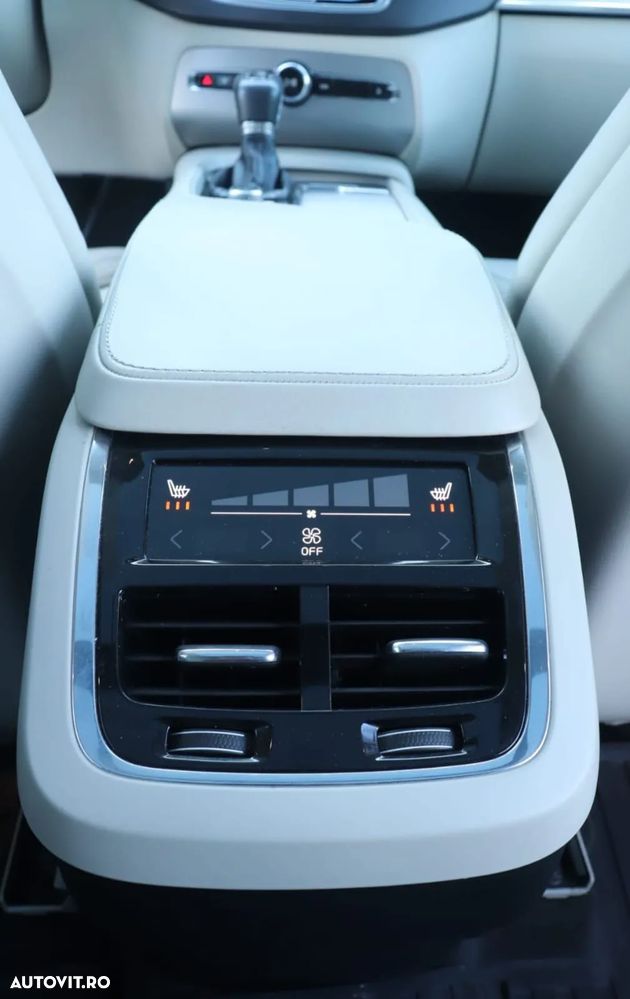 Volvo XC 90 T6 AWD Inscription - 25