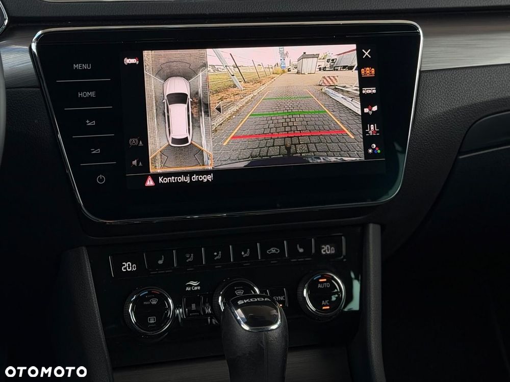 Skoda Superb 2.0 TDI SCR Style DSG - 36