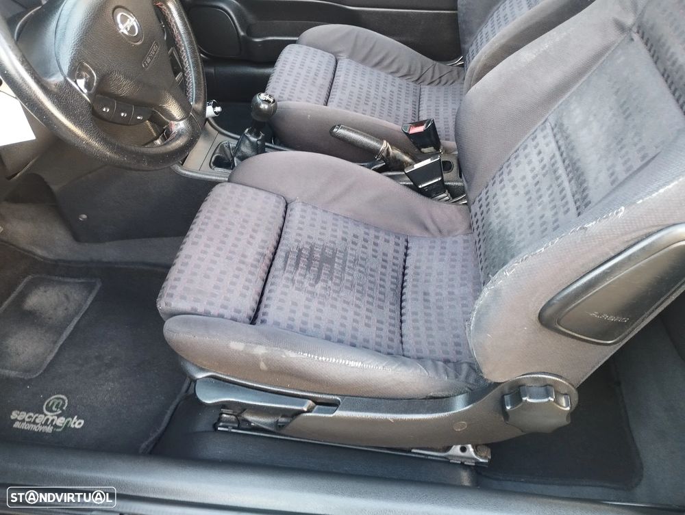 Opel Astra 1.4i 16V Sport - 3