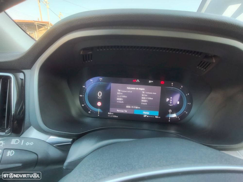 Volvo XC 60 2.0 B4 Plus Bright - 17
