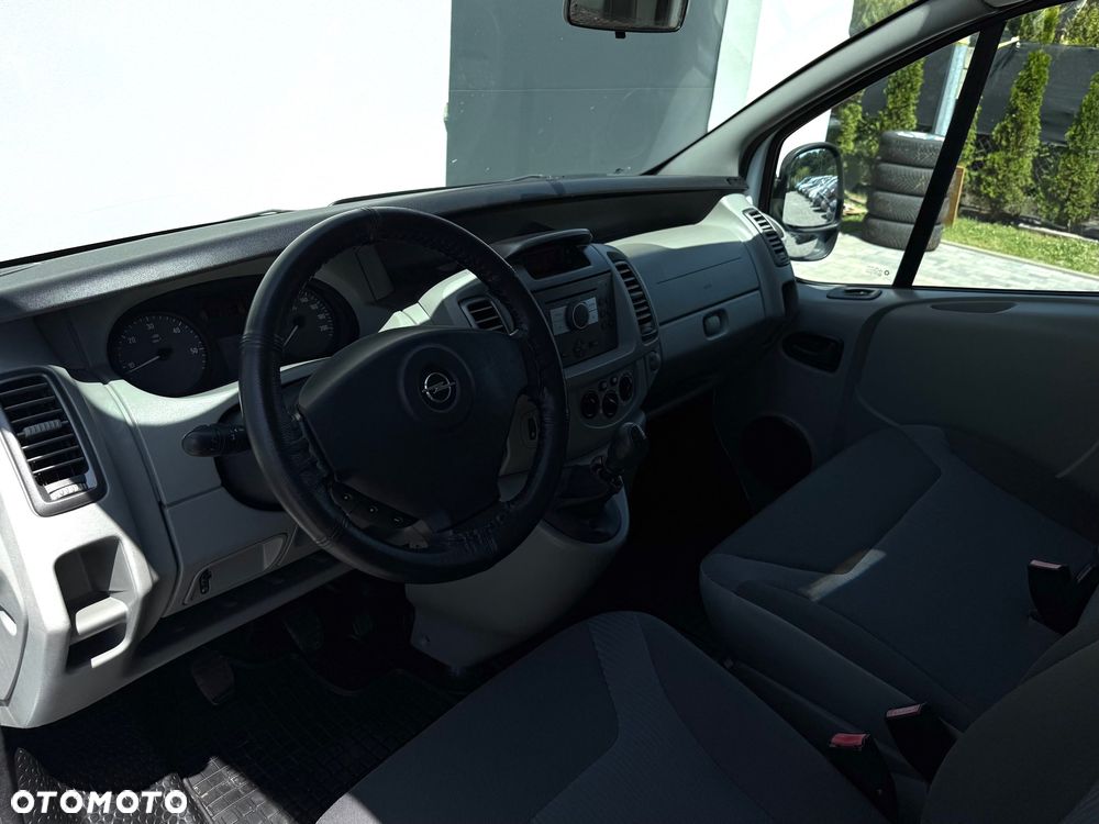 Opel Vivaro - 7