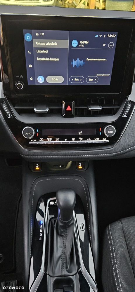 Toyota Corolla 1.8 Business Edition - 17