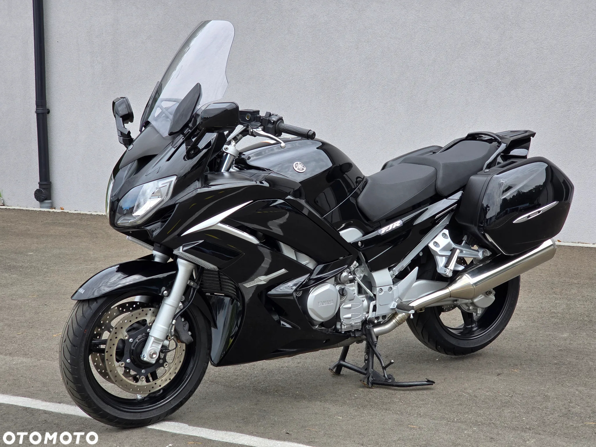 Yamaha FJR - 2